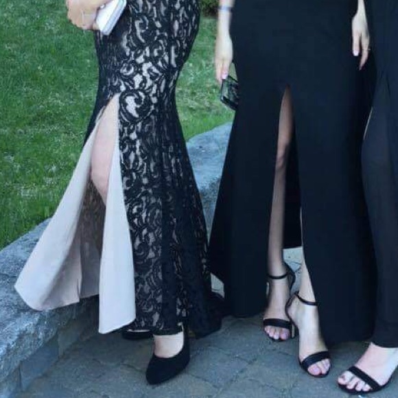 BCBG PROM DRESS LACE TAN BLACK LONG OPEN BACK SEXY - Picture 3 of 3